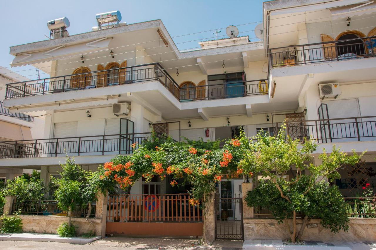 Apartments Tania Paralia Dionysiou Exterior photo