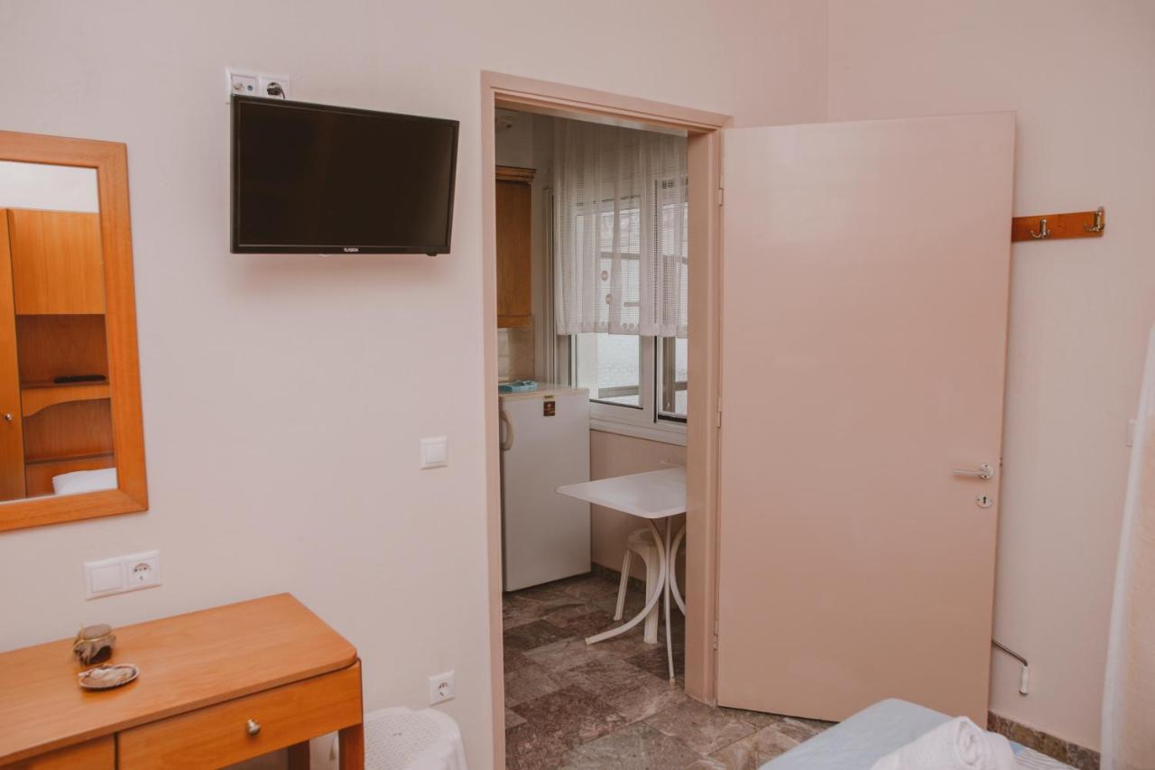Apartments Tania Paralia Dionysiou Exterior photo